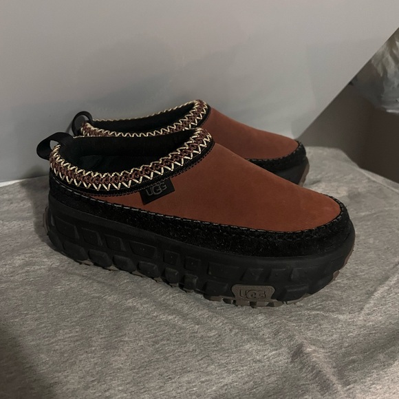 Ugg venture daze slides - Picture 2 of 5